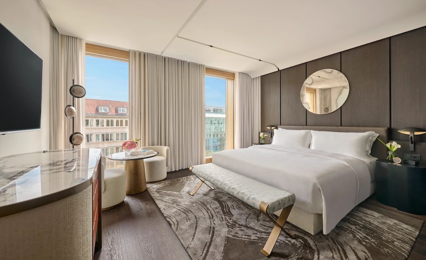 فندق كونيغسهوف ميونيخ يطلق حقبة جديدة من تجارب العافية مع “ميتوسفير”